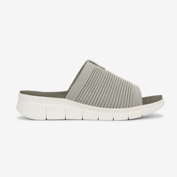 Ryka Made For Women Epic Slide Sandal (WIDE) - Picture 4 of 10